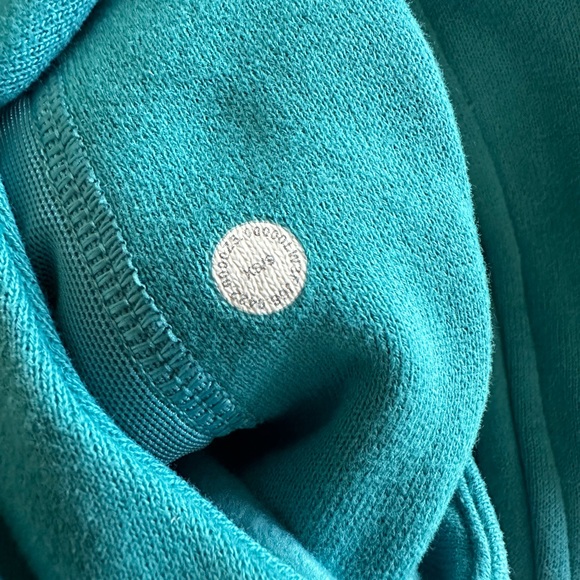 LULULEMON Scuba Oversized Half Zip - Picture 4 of 4